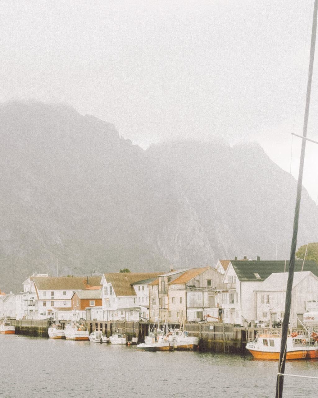 Lofoten photo